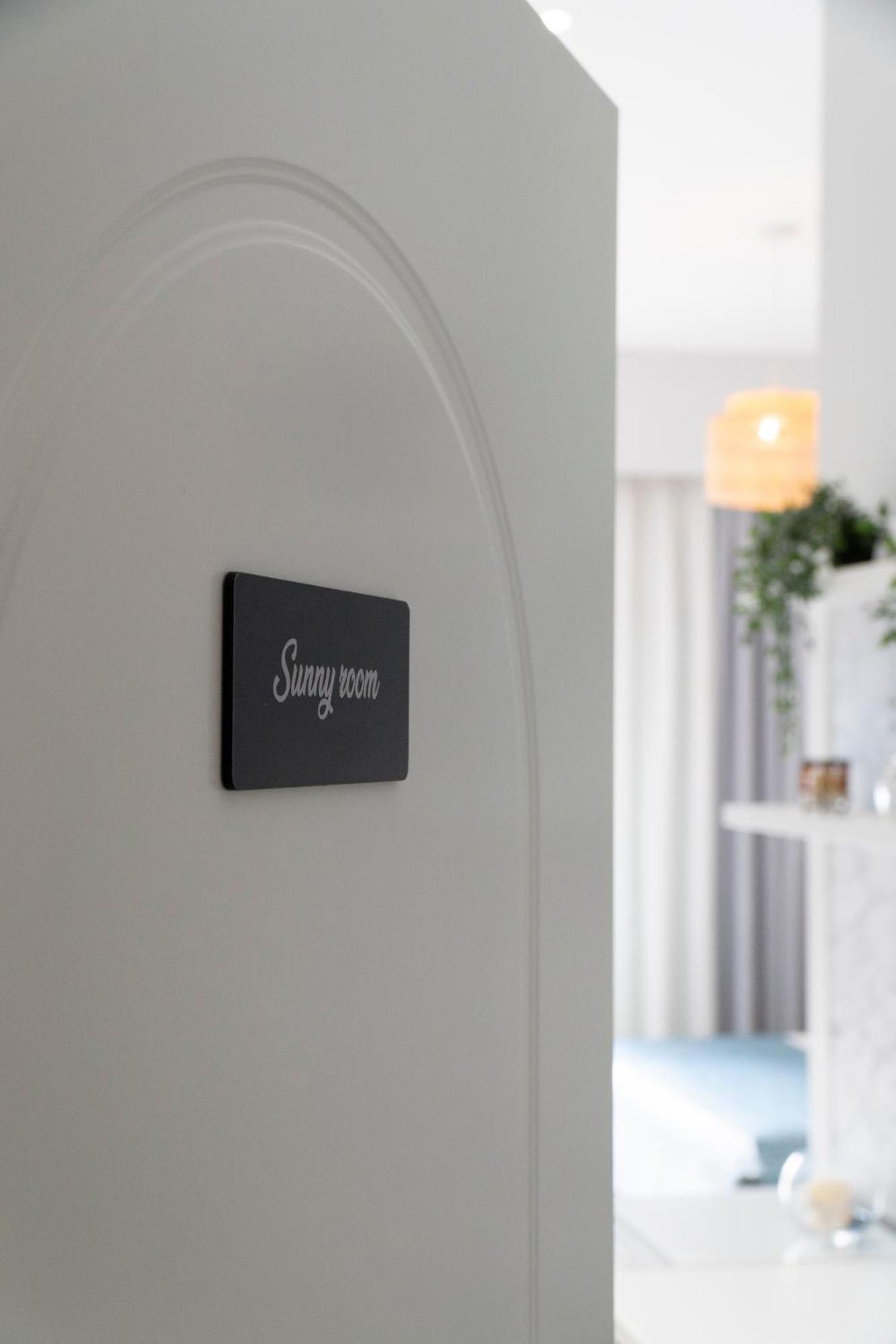 Memories Apartments ساراندا المظهر الخارجي الصورة